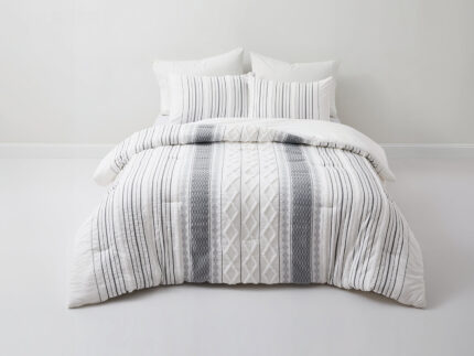 مفرش لحاف Tufting Athena