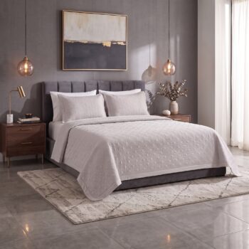 كوفيرته مطرزة سكوير